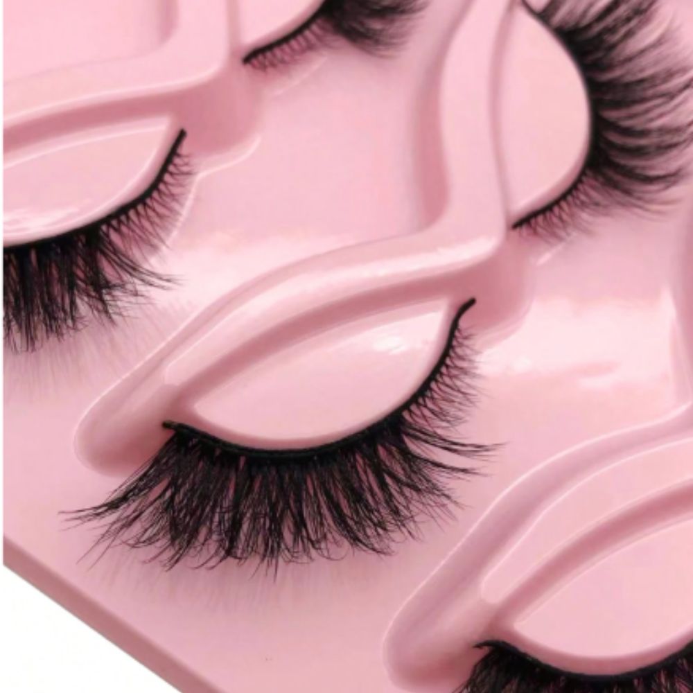 Fox Eye Voluminous False Eyelashes MUVAYA