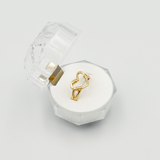 Twisted Wire Heart Ring MUVAYA