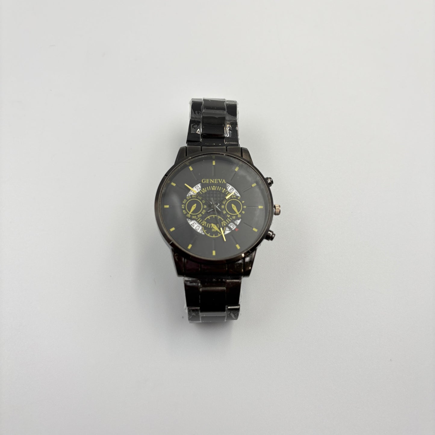 Men's Fashion Round Quartz Watch MUVAYA