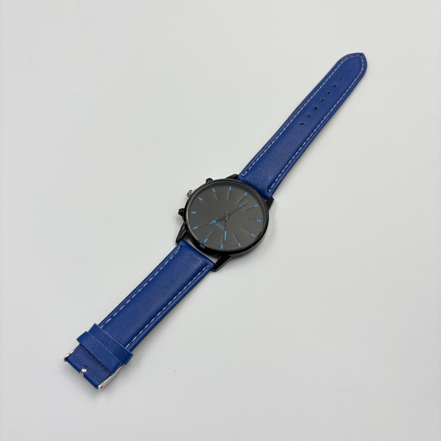 Men's Fashion Round Quartz Watch MUVAYA