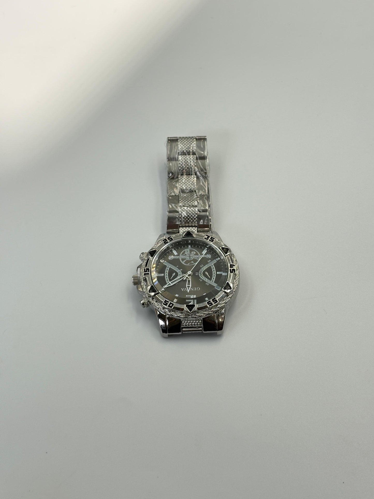 Unisex Fashion Quartz Watch MUVAYA
