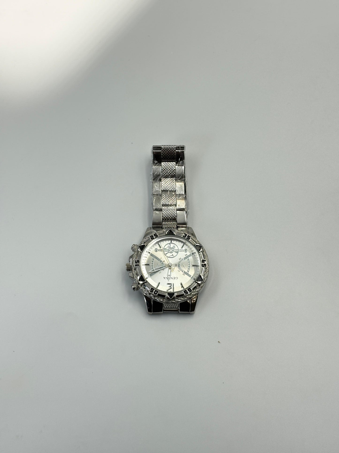 Unisex Fashion Quartz Watch MUVAYA