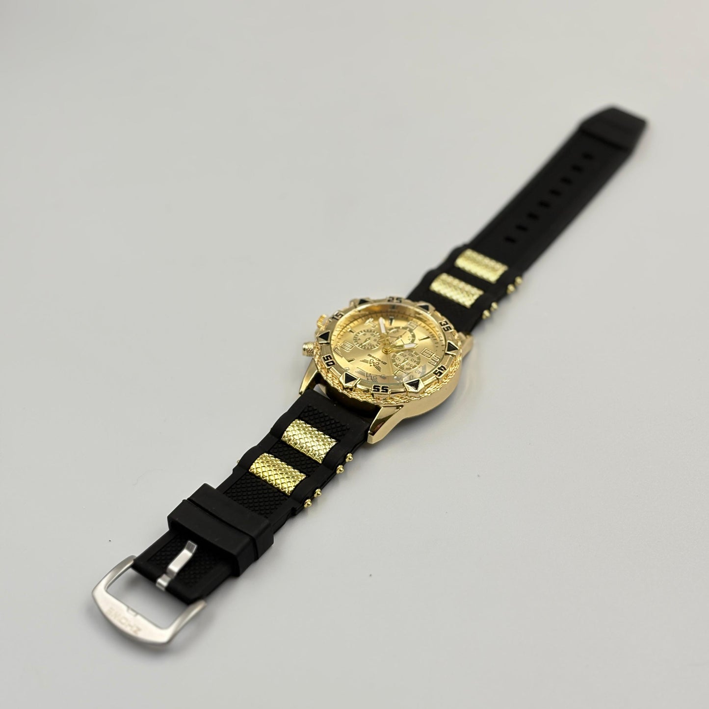 Men's Fashionable Simple Mixed Scale Three Eye Dial Quartz Watch MUVAYA