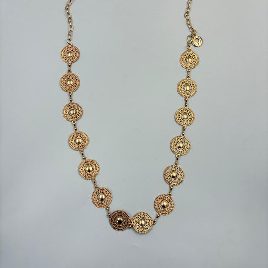 Arabic Style Pendant - MUVAYA