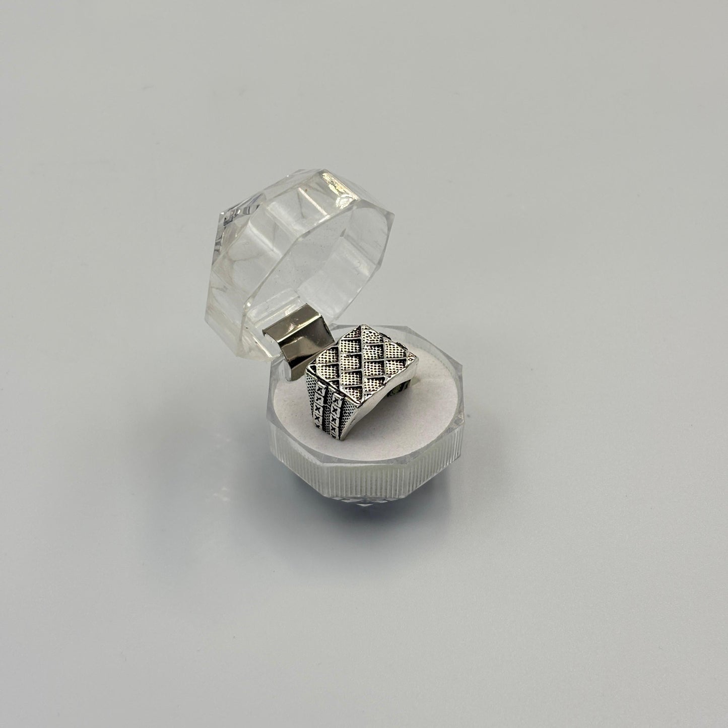 Classic Retro Geometric Patterned Punk Men'S Women'S Ring - MUVAYA