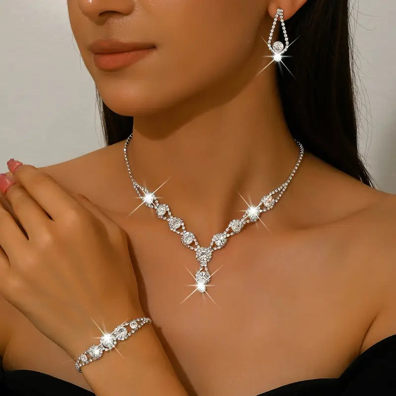 Silvery White Jewelry Set MUVAYA