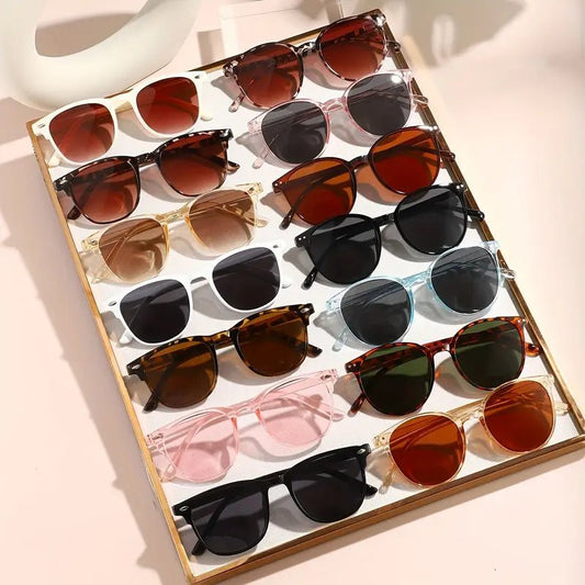 Retro Style Round Frame Fashion Glasses for Men and Women - MUVAYA