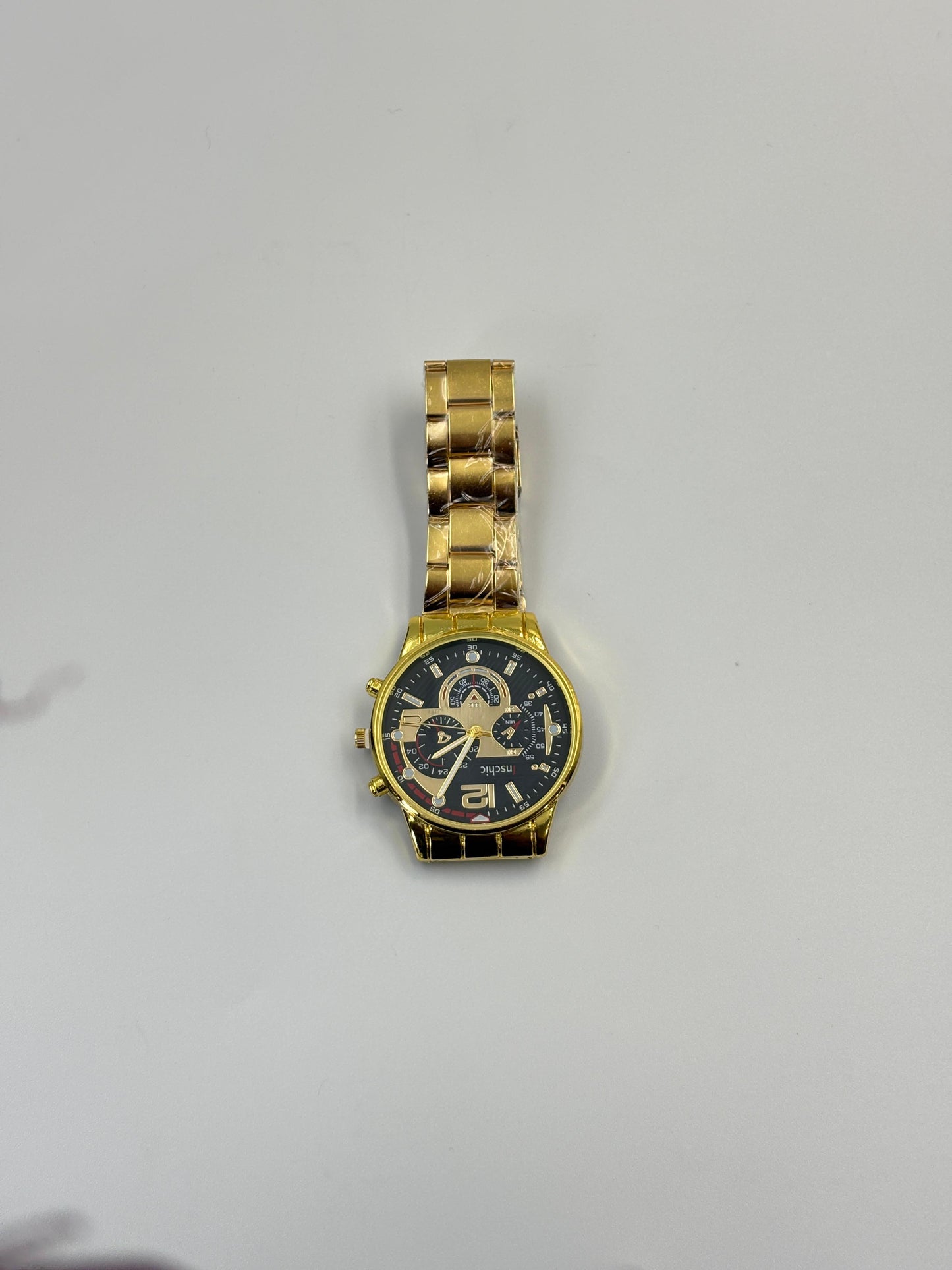 Simple and Handsome Pointer style Men's Quartz Watch - MUVAYA