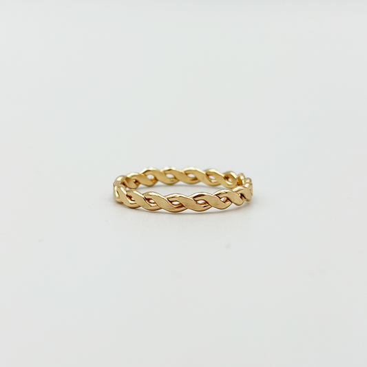 Twisted Knot Ring MUVAYA