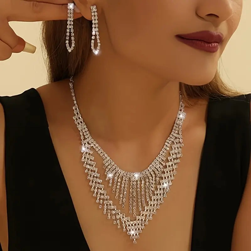 Elegant Luxury Necklace and Earrings Set MUVAYA