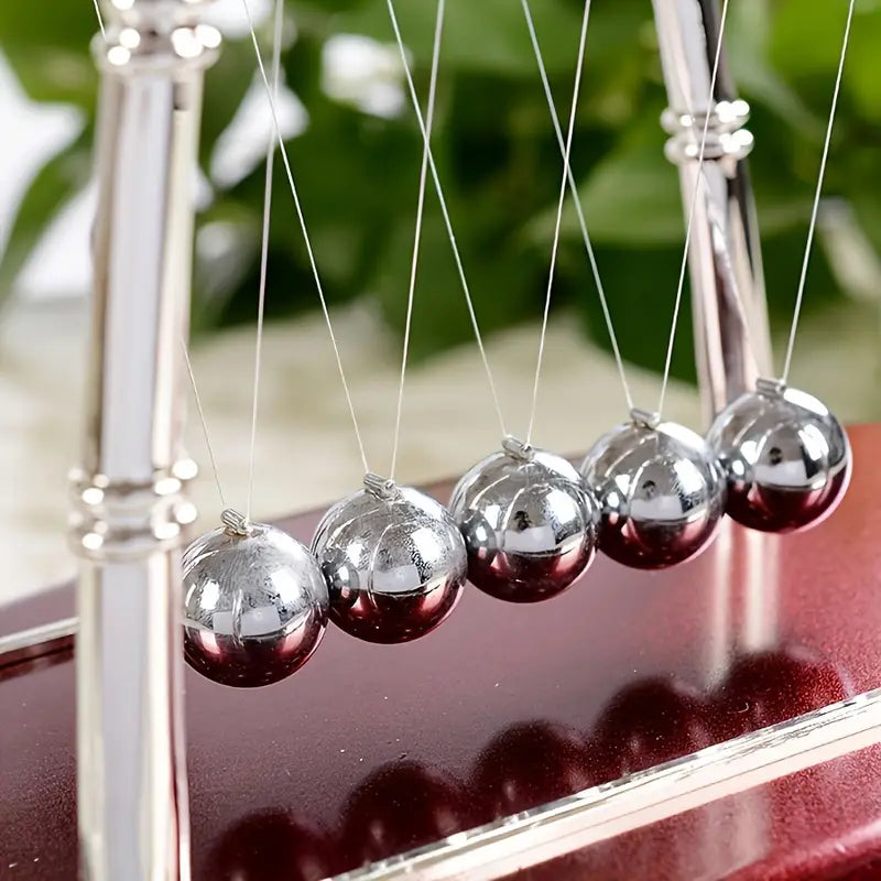 Large Newton's Cradle with Metal Pendulum MUVAYA
