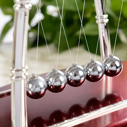 Large Newton's Cradle with Metal Pendulum MUVAYA