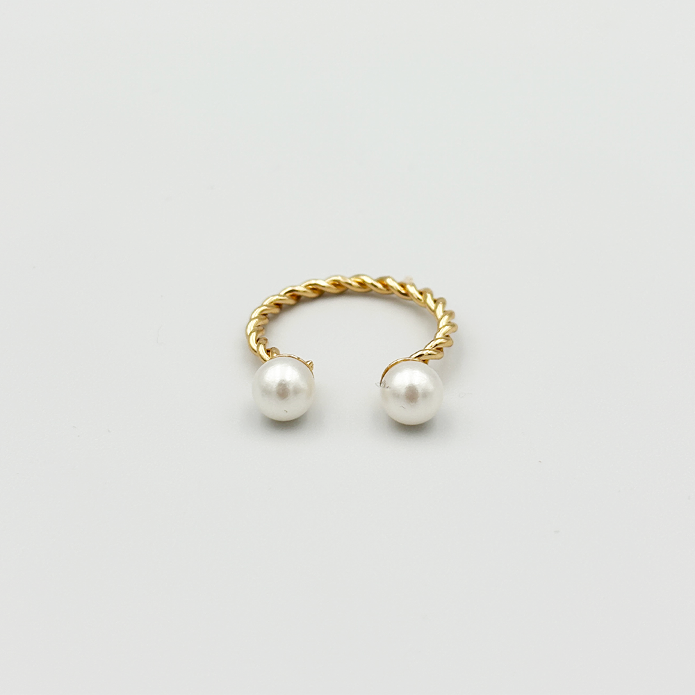 Double Pearl Ring MUVAYA