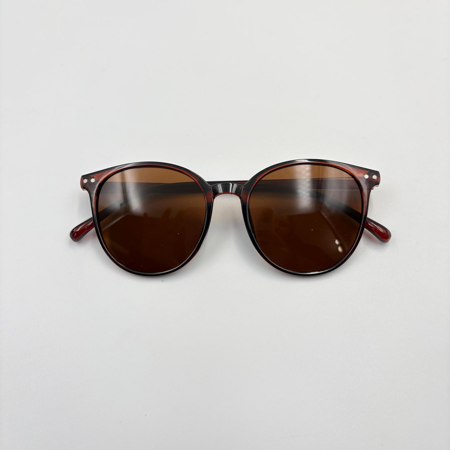 Retro Style Round Frame Fashion Glasses for Men and Women MUVAYA