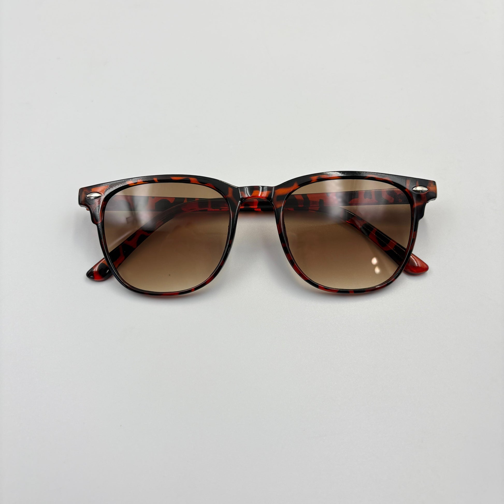 Retro Style Round Frame Fashion Glasses for Men and Women MUVAYA