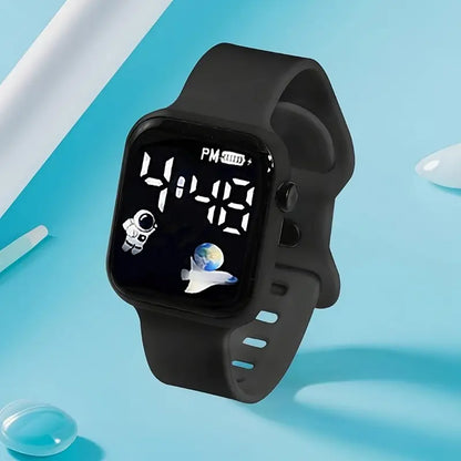 4pcs Women’s Sports Fashion Silicone Watch and Astronaut Bracelet Set MUVAYA