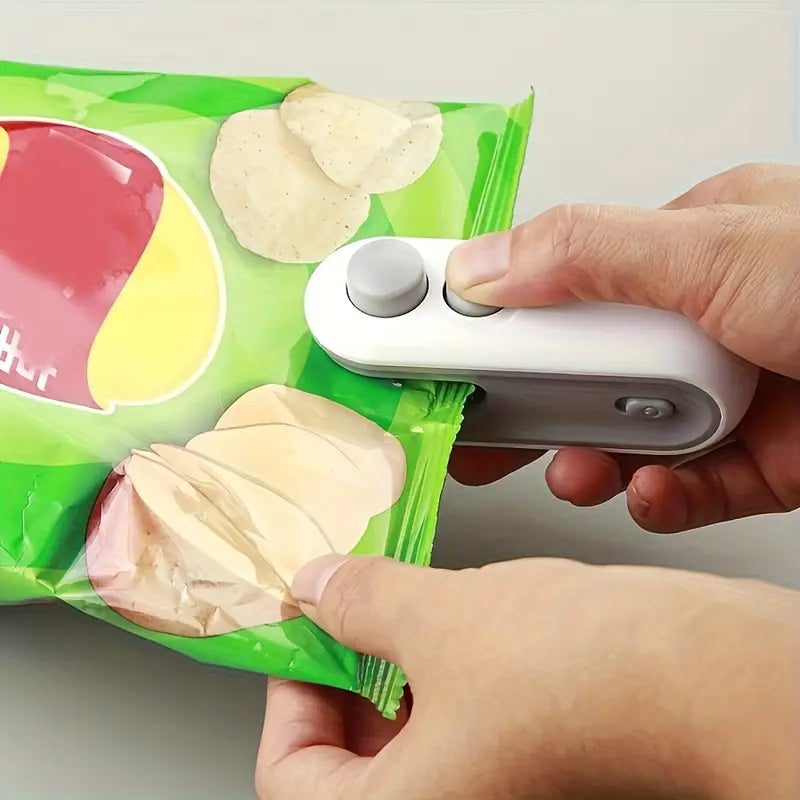 Mini Snack Bag Sealer with USB Rechargeable Battery MUVAYA