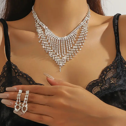 Elegant Luxury Necklace and Earrings Set MUVAYA