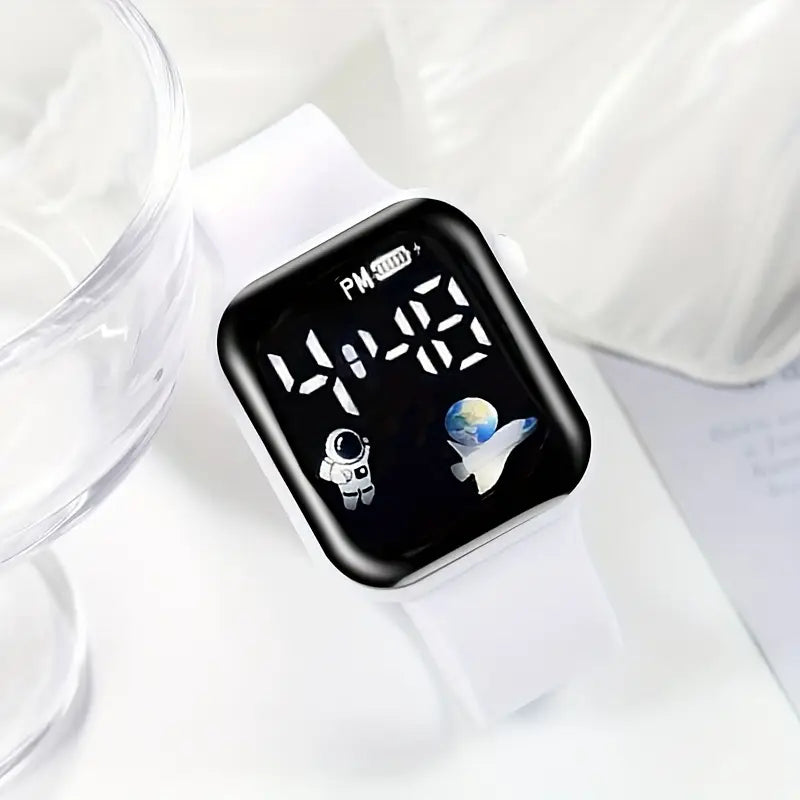 4pcs Women’s Sports Fashion Silicone Watch and Astronaut Bracelet Set MUVAYA